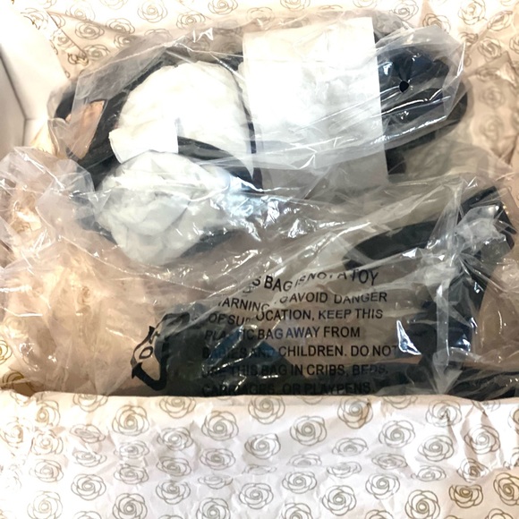 Taryn Rose Vivian Nappa Sandals - Picture 10 of 11